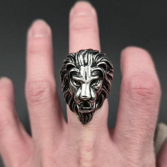 Size 7 Large Lions Head Men's Band Ring B1019 - Picture 3 of 8